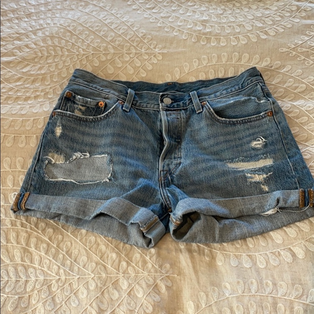 Levi’s jean shorts